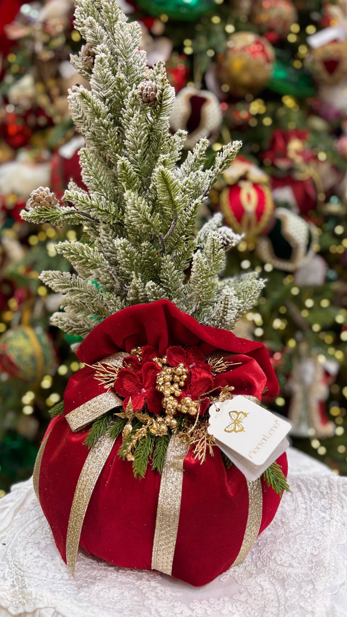 Fiori di lena saccoccio con albero innevato h 55 cm