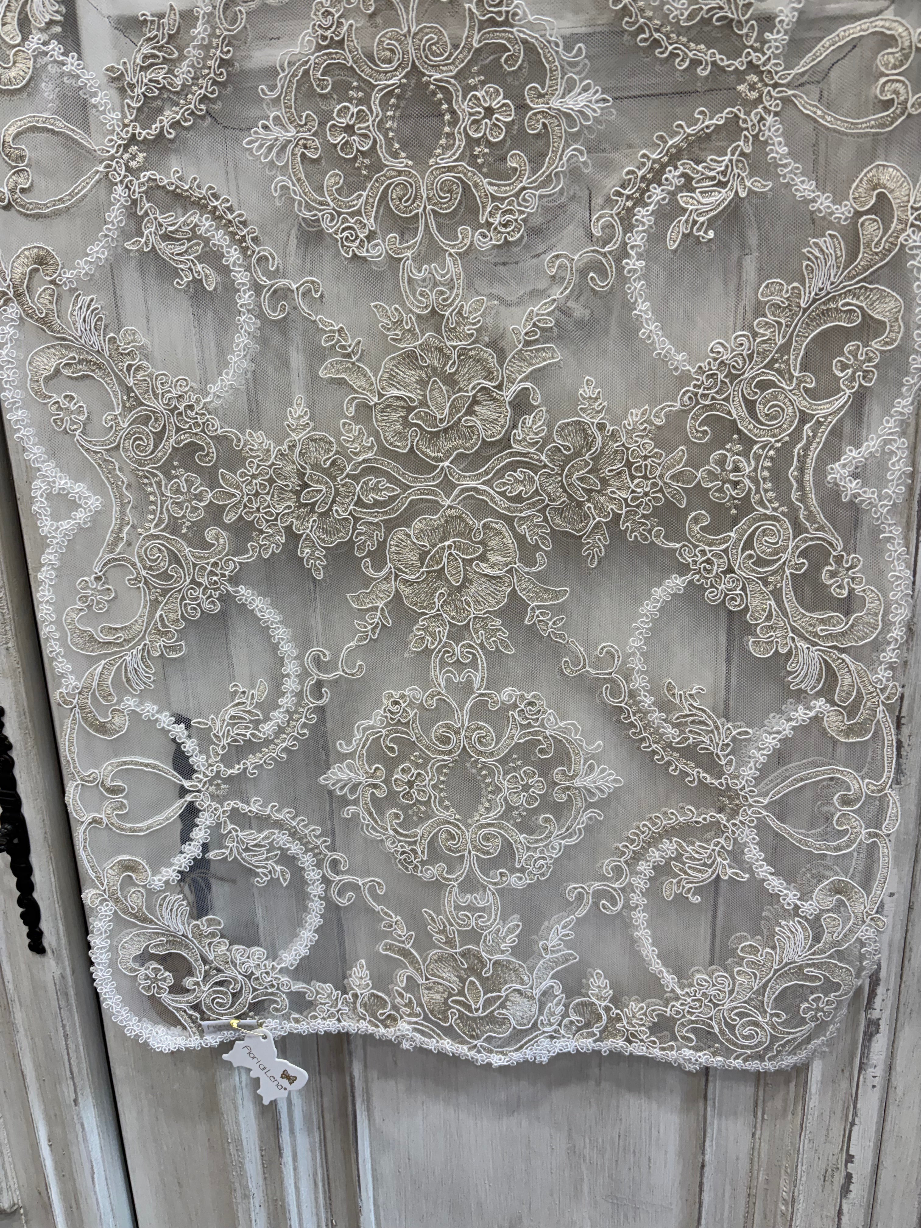 Fiori di lena runner in pizzo doppio rosa collezione Tradizione senza tempo