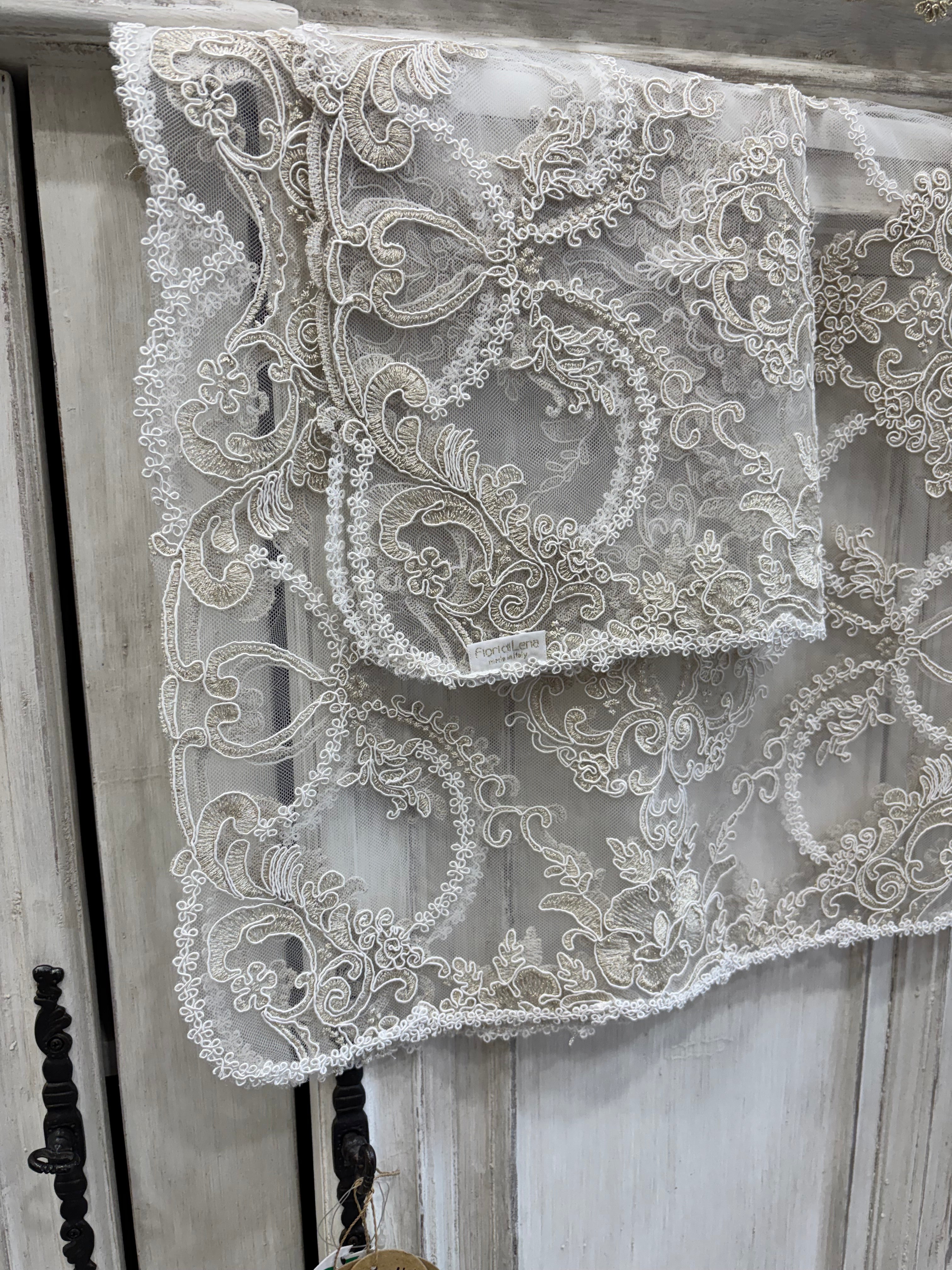 Fiori di lena tris di centri in pizzo doppio rosa collezione Tradizione senza tempo