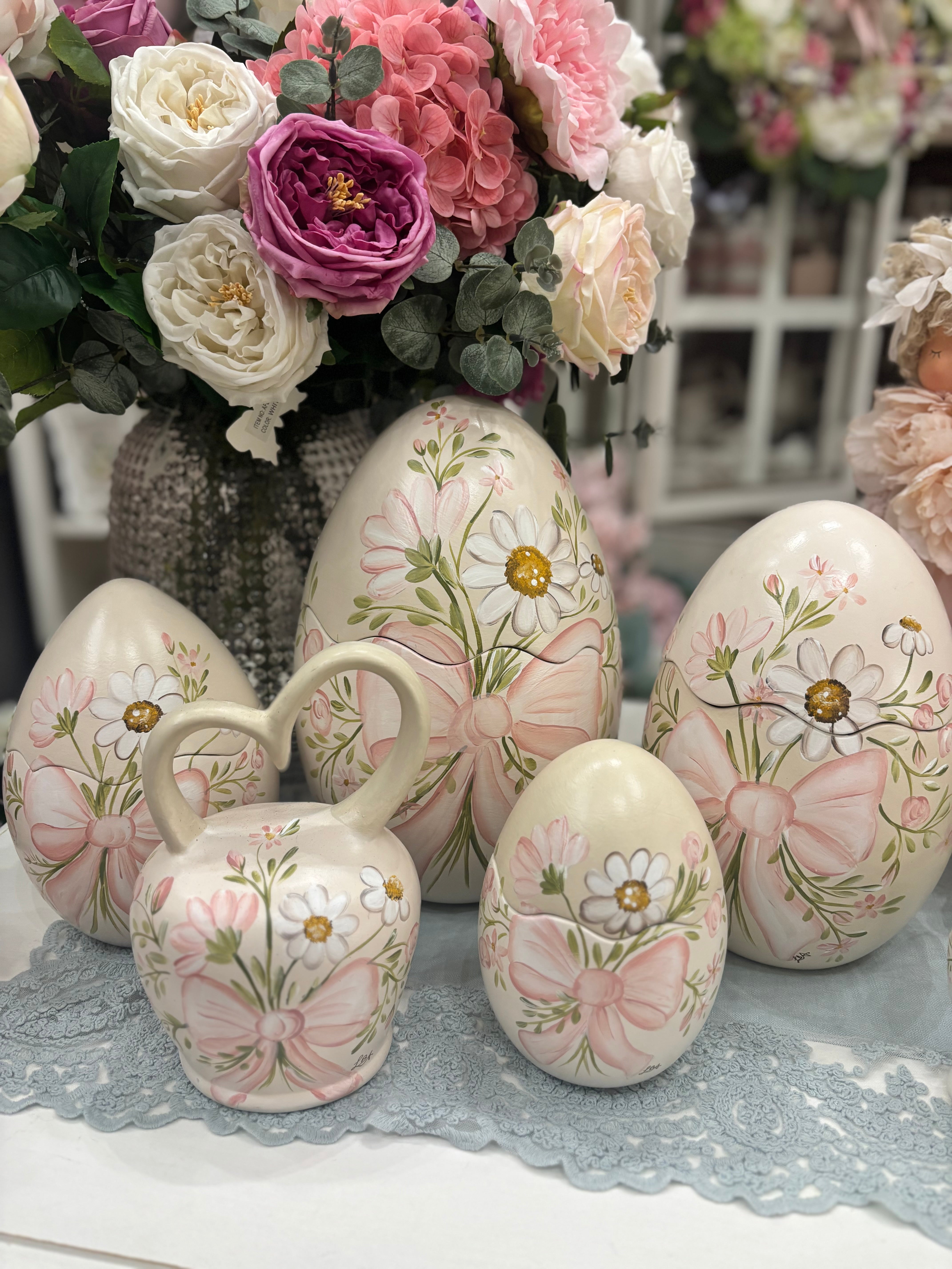 Handmade uovo decorato con fiocco e fiori apribile in ceramica