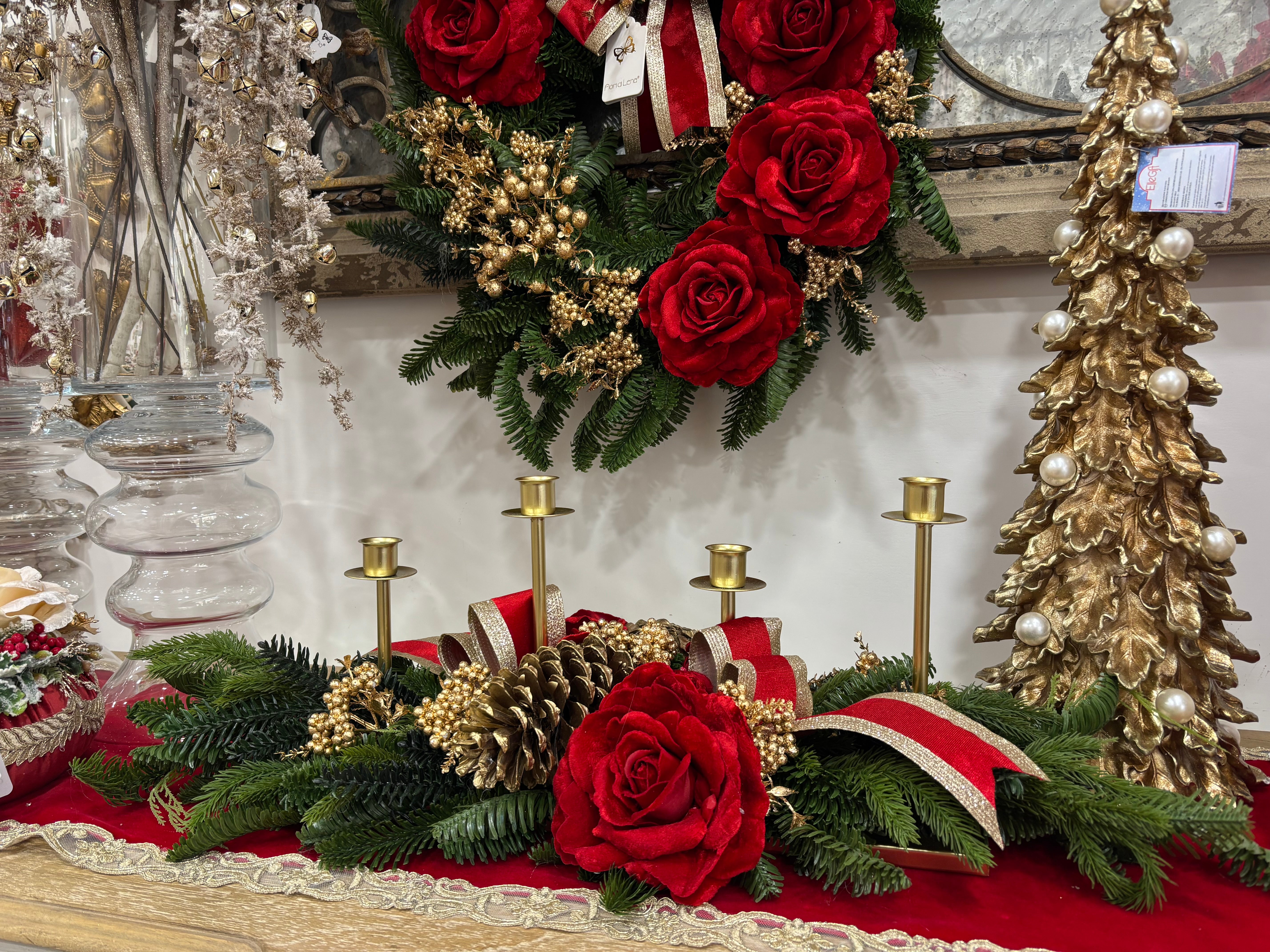 Fiori di lena Centrotavola candeliere 80 cm con rose in velluto