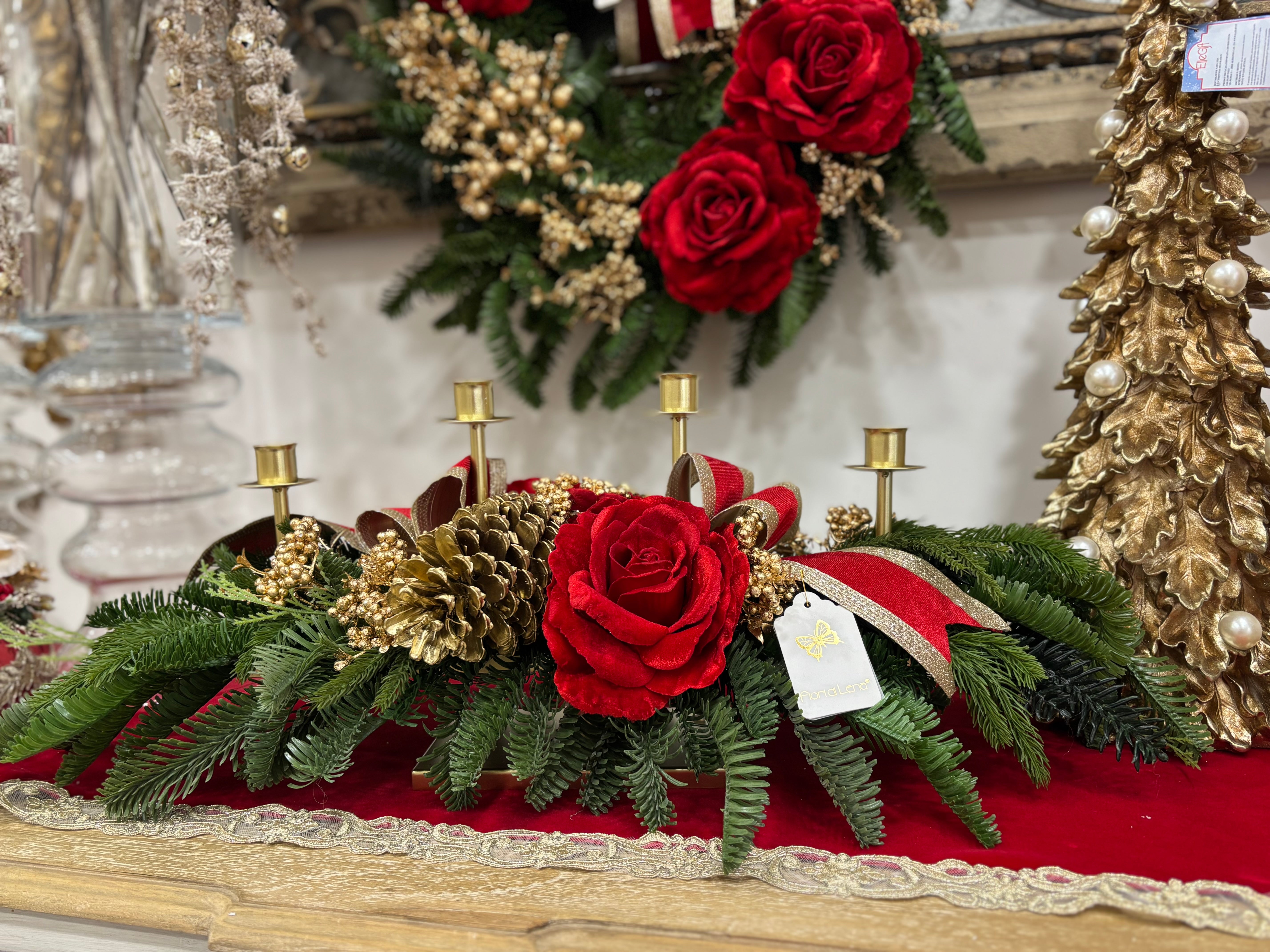 Fiori di lena Centrotavola candeliere con piedistallo 80 cm con rose in velluto